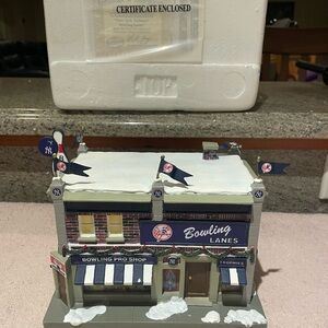 Hawthorne Yankee Christmas Village Bowling Alley